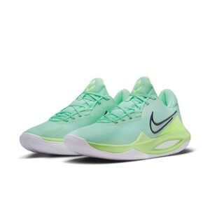 Nike Women's Green Athletic Shoes